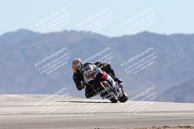 media/Oct-13-2025-Moto Forza (Mon) [[a66d839500]]/3-B Group/Session 4 (Turn 9)/